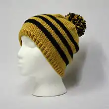 Bobble hat (tuque)