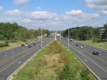 Interstate 91 with HOV lanes north of Hartford, Connecticut