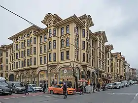 Tayyare Apartments in Laleli, Istanbul, designed by Mimar Kemaleddin Bey (1919–1922).