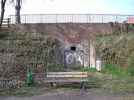 View of Horstsee with a tunnel (itDozent Horstsee Tunnel 1)