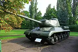 IS-2M