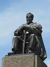 Statue of Jomo Kenyatta (1971) in Nairobi