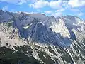 Outer Höllentalspitze (centre, 2,720 m)