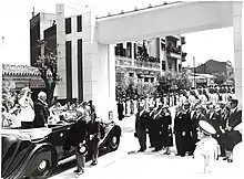 Pafsanias Katsotas with Bundespräsident Theodor Heuss, Athens, May 1956