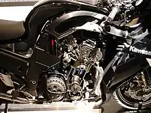 2006 ZZR1400 cutaway view of the aluminium monocoque frame and engine