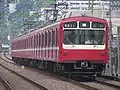 Six-car set 813 in later livery in July 2006