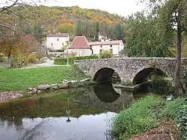 The old bridge over the Vert, in Labastide-du-Vert