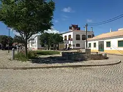 O Largo do Poço, the village square in Almádena