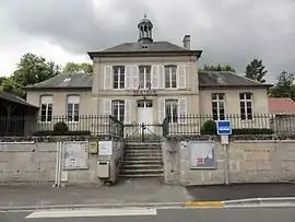 The town hall of Laversine