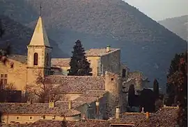 A view of the old village of Le Pègue