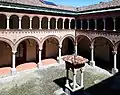 Cloister of Ospedale vecchio