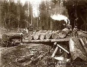 Loading area with steam winch