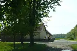 A house in Chruszczyny, the hamlet of Palczew.