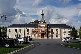 The town hall in Bazancourt