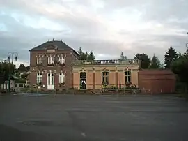 The town hall in Sainte-Geneviève