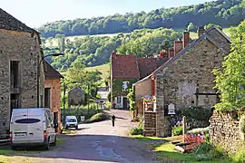 The main road of Massingy-lès-Vitteaux