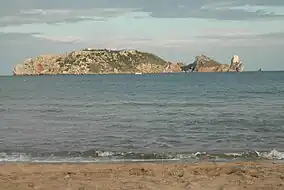 Illes Medes seen from L'Estartit beach. Meda gran is in the forefront, taking over most of the silhouette