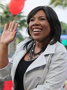 Melinda Doolittle in The American Idol Experience motorcade at Walt Disney World.