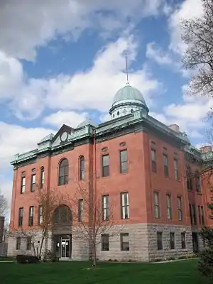 Menard County Courthouse, Petersburg, Illinois