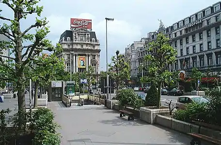 The square in 2007, before its pedestrianisation and renovation