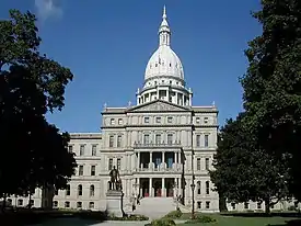 Image 34The Michigan State Capitol in Lansing houses the legislative branch of the government of the US state of Michigan. (from Michigan)