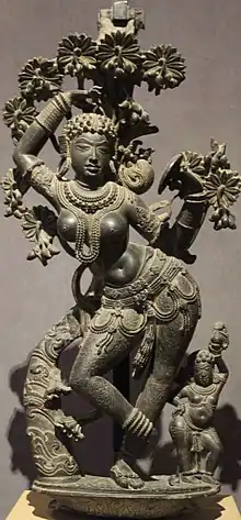 Mohini, 12th century, Western Chalukya dynasty, showing extreme tribhanga