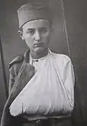 Photograph of Momčilo Gavrić with a wounded arm, 1918.