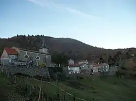 The church and surroundings in Mont-de-Galié