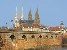 Views of Moulins