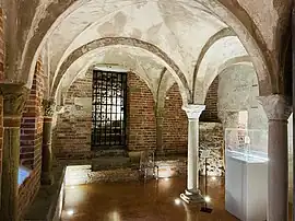 Crypt of Santa Maria del Popolo (first half of the 11th century).