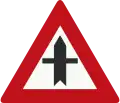 B3: Crossroads with priority