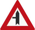 B4: Road junction with priority over minor road from the left