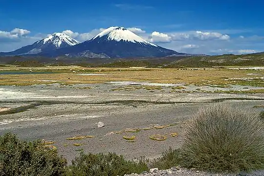 Parinacota, on the left Pomerape