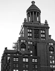 The tempietto of the Niels Esperson Building