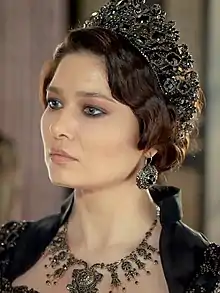 Nurgül Yeşilçay (Gülsüm)