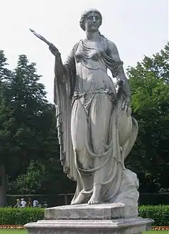 Nymphenburg statue:  Juno