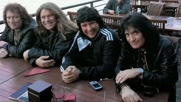 Greg Smith, Paul Morris, Jürgen Blackmore, Bobby Rondinelli