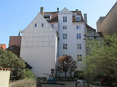 The building viewed from the courtyard.