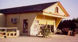 Paicines General Store marks the intersection of SR25 and County Road J1.