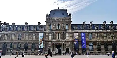 Pavillon de la Bibliothèque on the rue de Rivoli