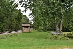 Public park and railroad siding in La Rue