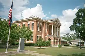 Perry County Courthouse, New Augusta, Mississippi, 1904-05.