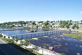 Passerelle du centenaire