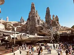 Star Wars: Galaxy's Edge(Star Wars: Millennium Falcon – Smugglers Run in 2019)