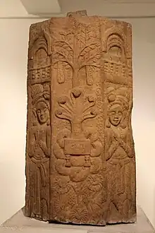 Pillar with Naga Mucalinda protecting the throne of the Buddha. Pauni, 2nd-1st century BCE. National Museum of India.