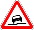 Dangerous shoulder on left