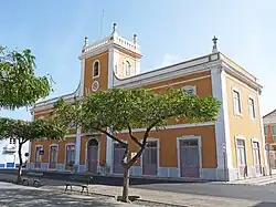 Praia's City HallPraça Alexandre Albuquerque