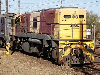 No. 2180D at Beaconsfield, Kimberley, 7 October 2015(renumbered D35-804, bought by Watco, renumbered again to 2180W)