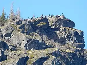 Rattlesnake Ledge weekend crowds