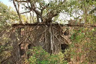 Yashwantgad Fort ruins